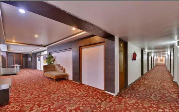 Hotel Puneet International Raipur  Bagian luar foto